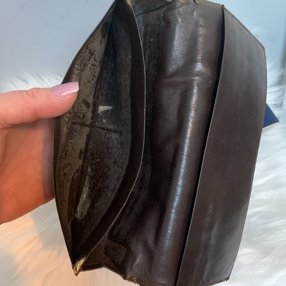 1980 or 81 authentic Louis Vuitton checkbook style wallet - Picture 10 of 17